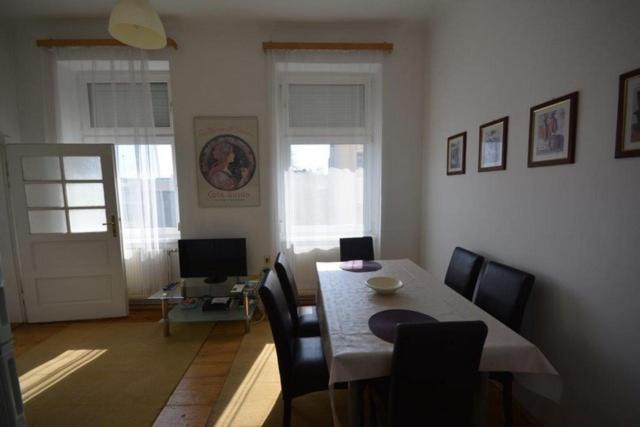 Vienna Holiday Apartments Экстерьер фото