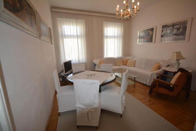 Vienna Holiday Apartments Экстерьер фото