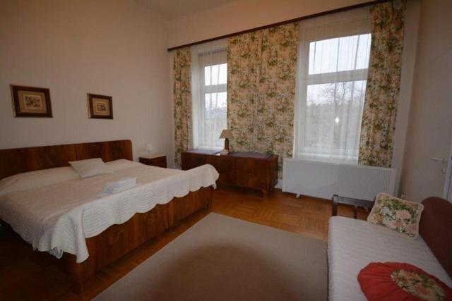 Vienna Holiday Apartments Экстерьер фото