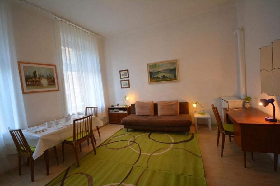 Vienna Holiday Apartments Экстерьер фото
